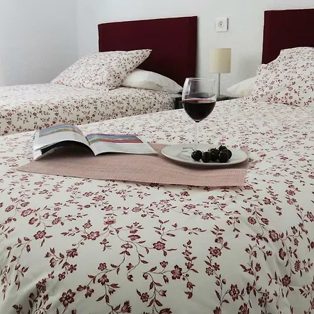 Patios De San Rafael